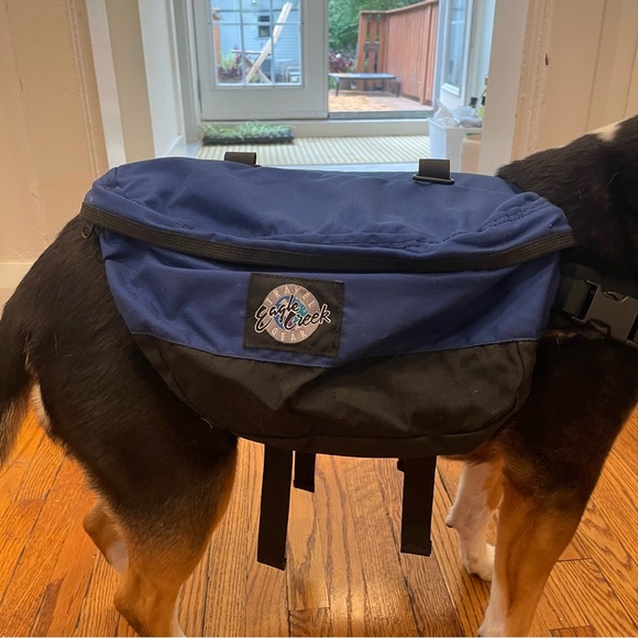 Saddlebag Style Dog Backpack - Picture 2 of 7